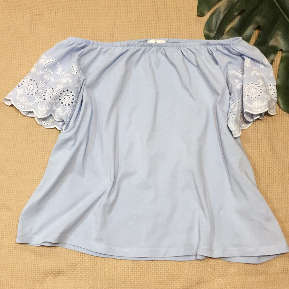 H&M | off the shoulder eyelet sleeve top